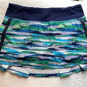 Lululemon Skirt size 6 - Blue/Green